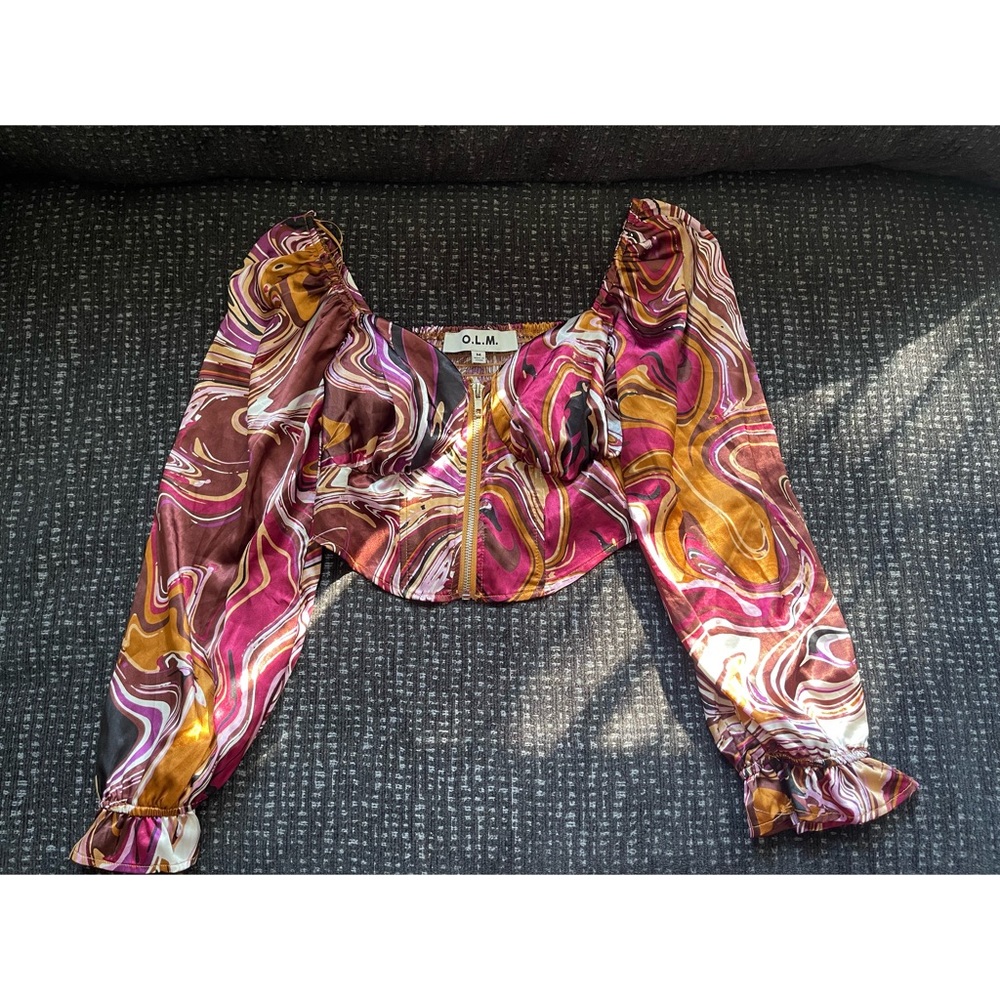 Long sleeve (zipper) crop top